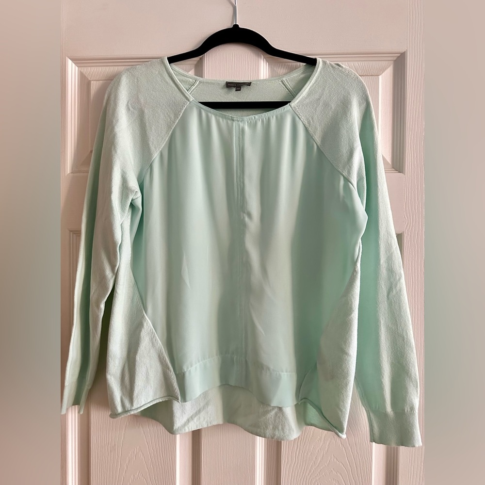 Vince Camuto Sweater - MP